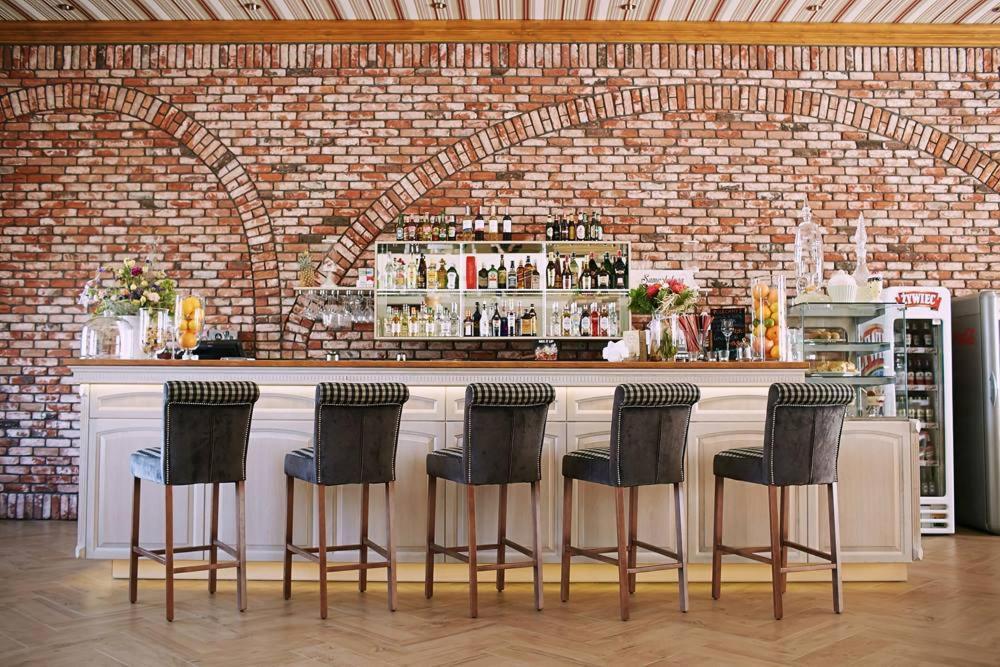 Hotel-Przystan Kikol Bagian luar foto